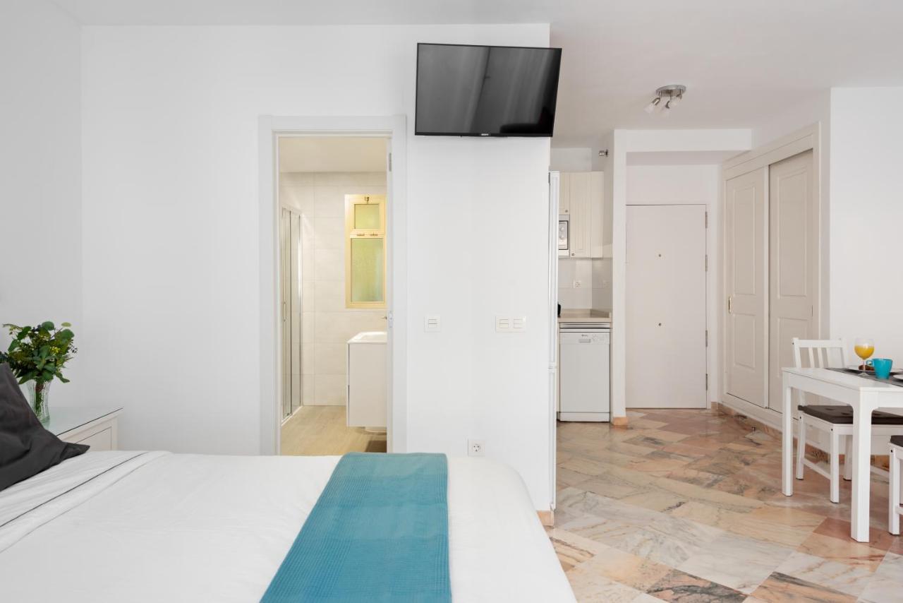 Romana Playa Elviria * Marbellac